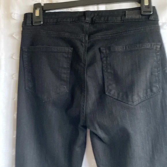 PAIGE black straight leg jeans. - Picture 5 of 5